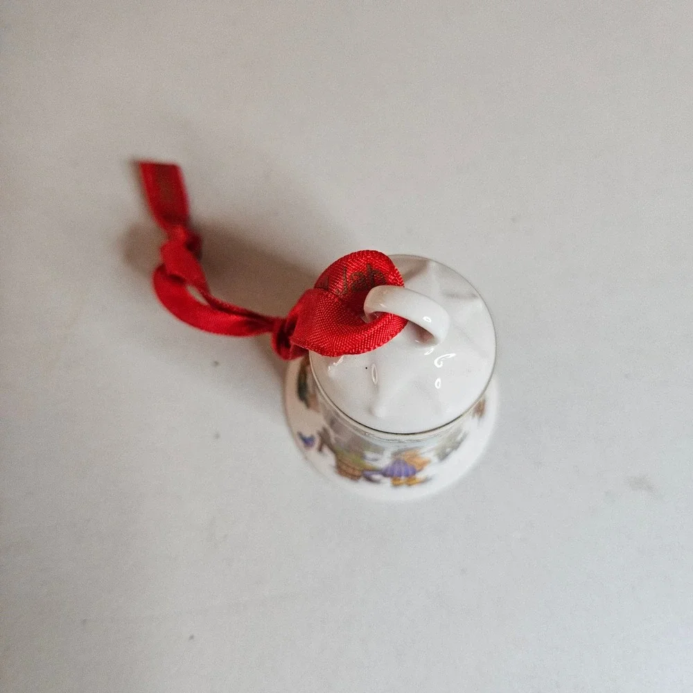 Hutschenreuther 2007 Christmas Bell Im Rentierland Ole Winther Ornament